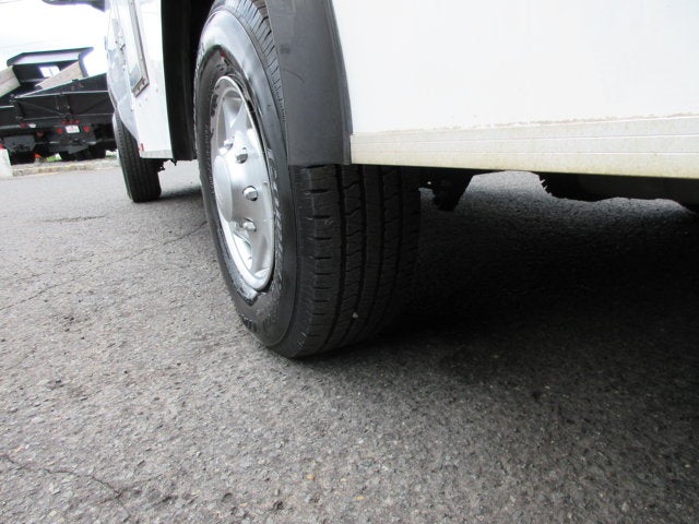 2013 Ford E-350 ENCLOSED SERVICE TRUCK, SRW E-350 Super Duty 138" 5-Spd SRW
