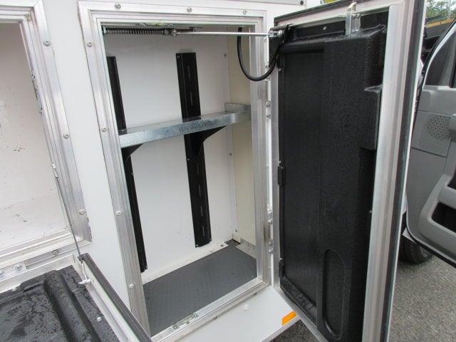 2013 Ford E-350 ENCLOSED SERVICE TRUCK, SRW E-350 Super Duty 138" 5-Spd SRW