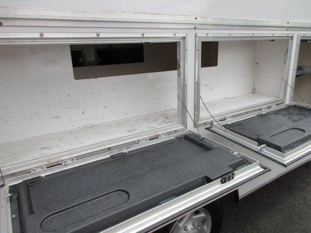 2013 Ford E-350 ENCLOSED SERVICE TRUCK, SRW E-350 Super Duty 138" 5-Spd SRW