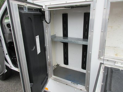 2013 Ford E-350 ENCLOSED SERVICE TRUCK, SRW E-350 Super Duty 138" 5-Spd SRW