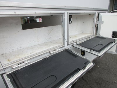 2013 Ford E-350 ENCLOSED SERVICE TRUCK, SRW E-350 Super Duty 138" 5-Spd SRW