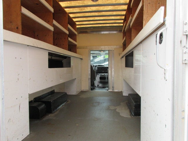 2013 Ford E-350 ENCLOSED SERVICE TRUCK, SRW E-350 Super Duty 138" 5-Spd SRW