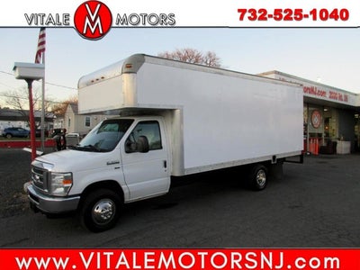 2014 Ford Econoline Commercial Cutaway E-350, 17 FOOT BOX, 3' ATTIC