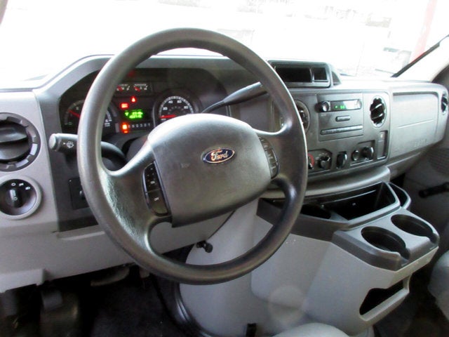 2014 Ford Econoline Commercial Cutaway E-350, 17 FOOT BOX, 3' ATTIC