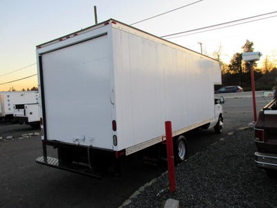 2014 Ford Econoline Commercial Cutaway E-350, 17 FOOT BOX, 3' ATTIC