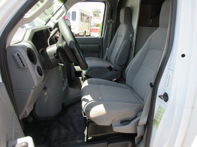 2016 Ford Econoline Commercial Cutaway E-350 XL Super Duty