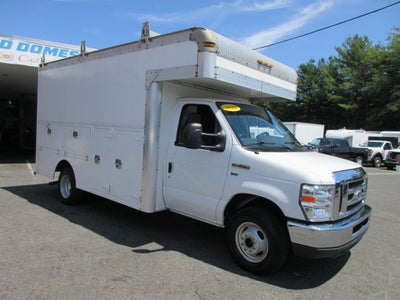 2016 Ford Econoline Commercial Cutaway E-350 XL Super Duty