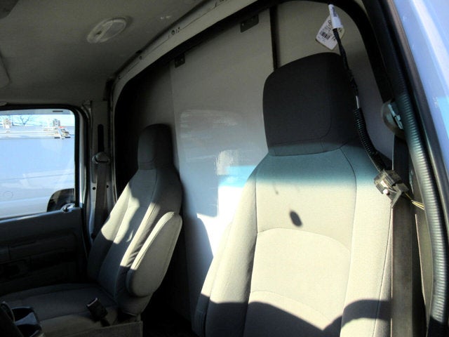 2010 Ford Econoline Commercial Cutaway E-350 ENCLOSED SERVICE BODY TRUCK