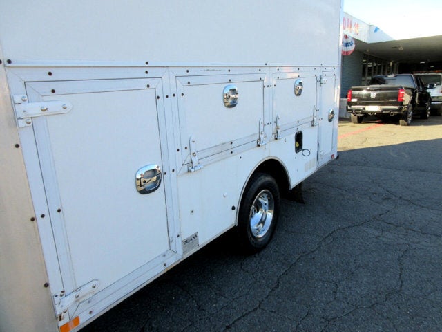 2010 Ford Econoline Commercial Cutaway E-350 ENCLOSED SERVICE BODY TRUCK
