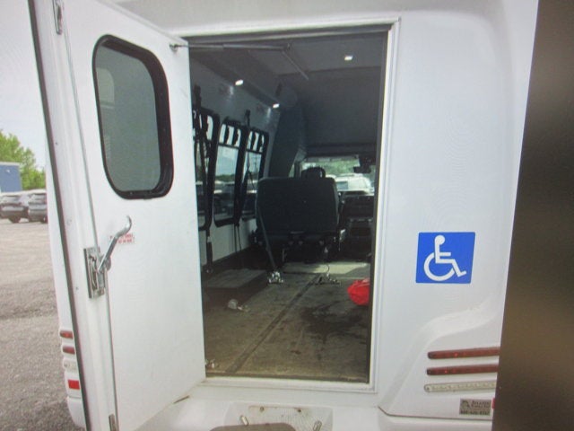 2021 Ford E350, 5 PASSENGER HANDICAP BUS E-350 SRW 138" WB