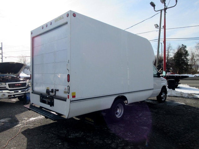 2017 Ford E-Series Cutaway E-350 ,, 13' BOX TRUCK ,, UNICELL FIBERGLASS,,