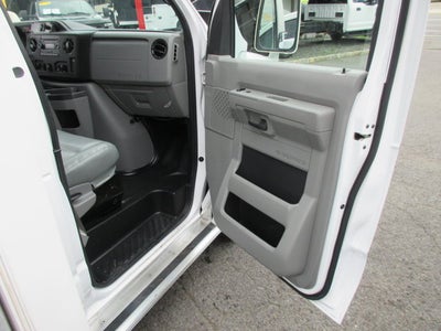 2019 Ford E-350, 6 PASSENGER, HANDICAP BUS E-350 SRW 138" WB