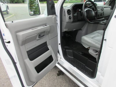 2019 Ford E-350, 6 PASSENGER, HANDICAP BUS E-350 SRW 138" WB