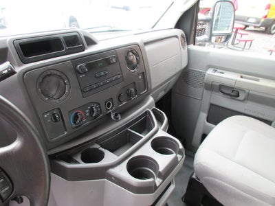 2017 Ford E-350 ENCLOSED SERVICE TRUCK, SRW E-350 DRW 138" WB