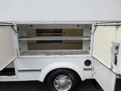 2017 Ford E-350 ENCLOSED SERVICE TRUCK, SRW E-350 DRW 138" WB
