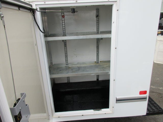 2017 Ford E-350 ENCLOSED SERVICE TRUCK, SRW E-350 DRW 138" WB