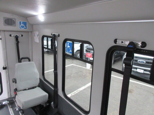 2018 Ford E-350, HANDICAP BUS, 6 PASSENGER E-350 SRW 138" WB
