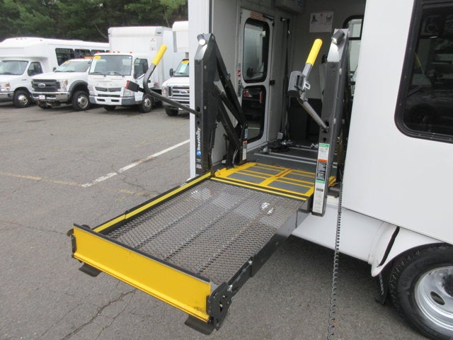 2018 Ford E-350, HANDICAP BUS, 6 PASSENGER E-350 SRW 138" WB