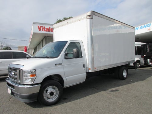 2021 Ford E-450, 15 FOOT BOX TRUCK E-450 DRW 158" WB