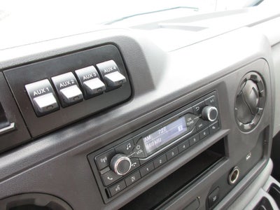 2021 Ford E-450, 15 FOOT BOX TRUCK E-450 DRW 158" WB