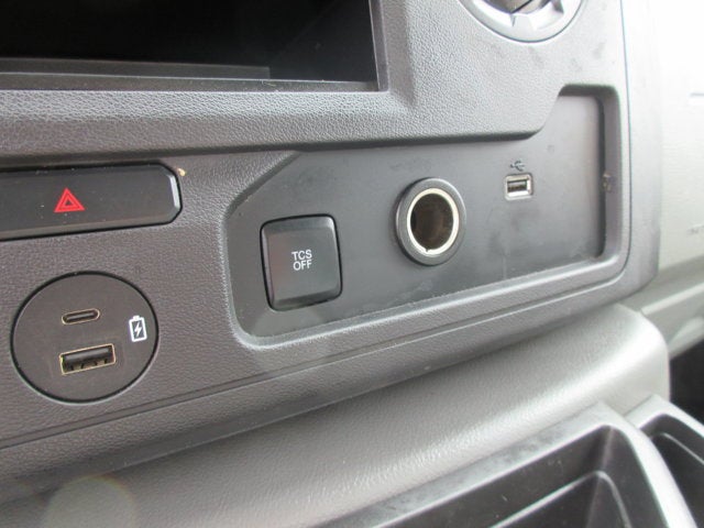 2021 Ford E-450, 15 FOOT BOX TRUCK E-450 DRW 158" WB