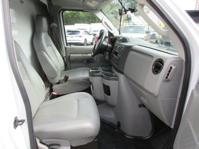 2021 Ford E-450, 15 FOOT BOX TRUCK E-450 DRW 158" WB