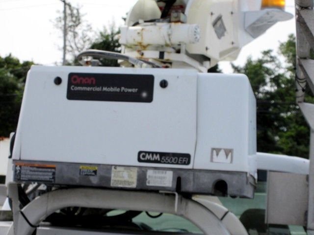 2008 Ford Super Duty F-350 DRW BUCKET TRUCK, 98K MILES, 122 HOURS ON GENERATOR