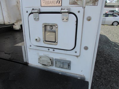 2008 Ford Super Duty F-350 DRW BUCKET TRUCK, VERSALIFT BUCKET TRUCK