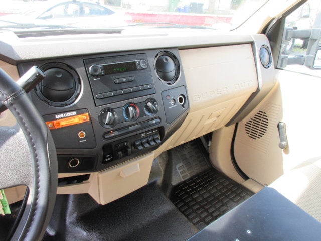 2008 Ford Super Duty F-350 DRW BUCKET TRUCK, VERSALIFT BUCKET TRUCK