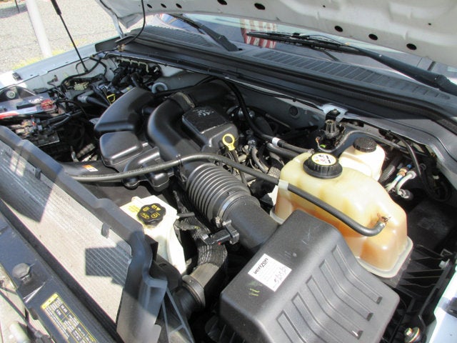 2008 Ford Super Duty F-350 DRW BUCKET TRUCK, VERSALIFT BUCKET TRUCK