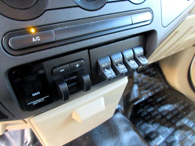 2008 Ford Super Duty F-350 DRW BUCKET TRUCK