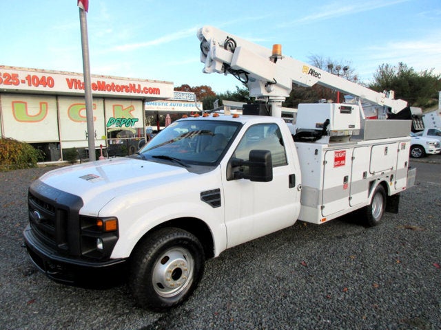 2008 Ford Super Duty F-350 DRW BUCKET TRUCK