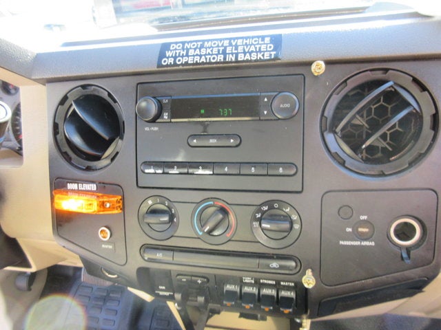 2008 Ford Super Duty F-350, BUCKET TRUCK XL
