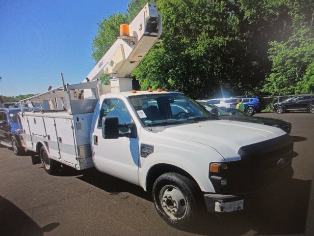 2008 Ford F350, BUCKET TRUCK 42K MI. XL