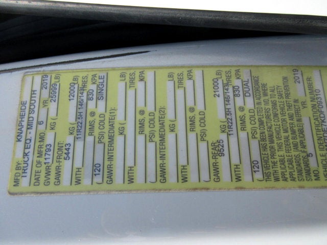 2019 Ford F-750 CREW CAB, 18 FOOT, NON-CDL