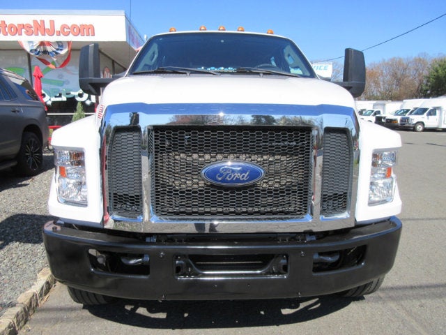 2019 Ford F-750 CREW CAB, 18 FOOT, NON-CDL