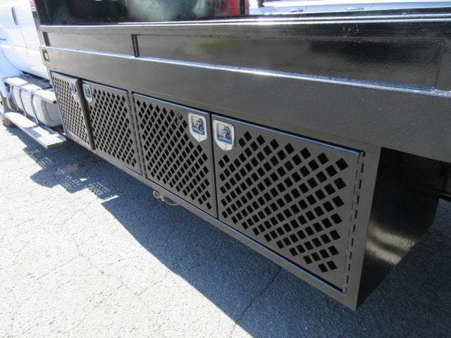 2019 Ford F-750 CREW CAB, 18 FOOT, NON-CDL