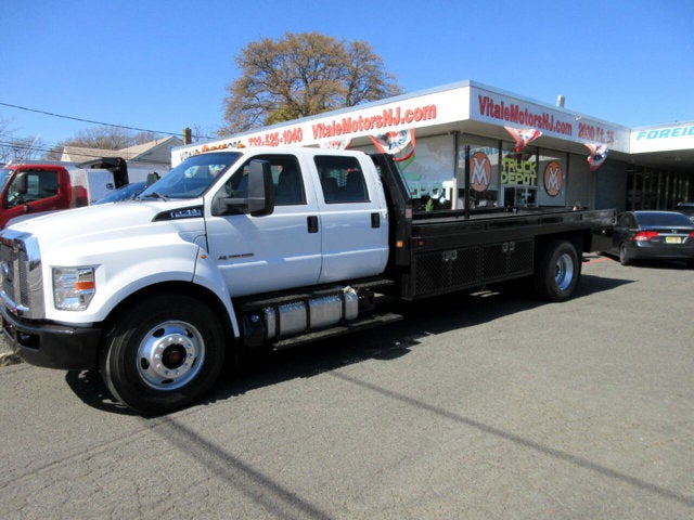 2019 Ford F-750 CREW CAB, 18 FOOT, NON-CDL