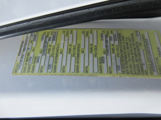 2019 Ford F-750 CREW CAB, FLATBED,18 FOOT, NON-CDL