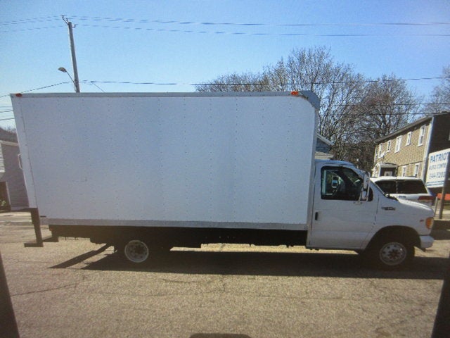 2001 Ford E450 BOX TRUCK,, E-450 Super Duty 158" WB DRW
