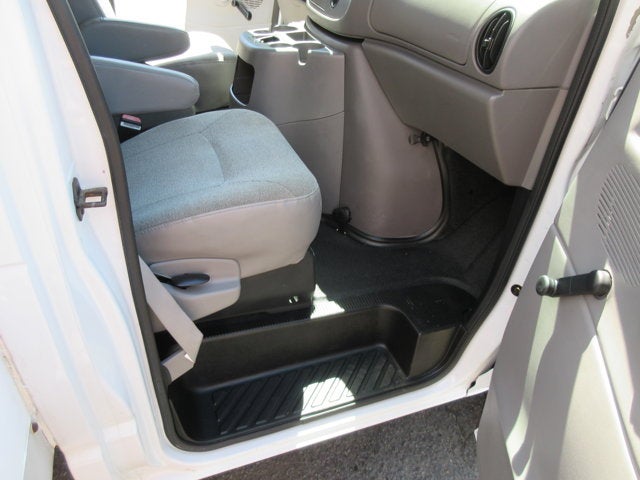 2001 Ford E450, 15 FOOT BOX TRUCK,, E-450 Super Duty 158" WB DRW