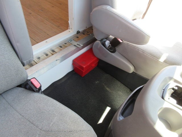 2001 Ford E450, 15 FOOT BOX TRUCK,, E-450 Super Duty 158" WB DRW