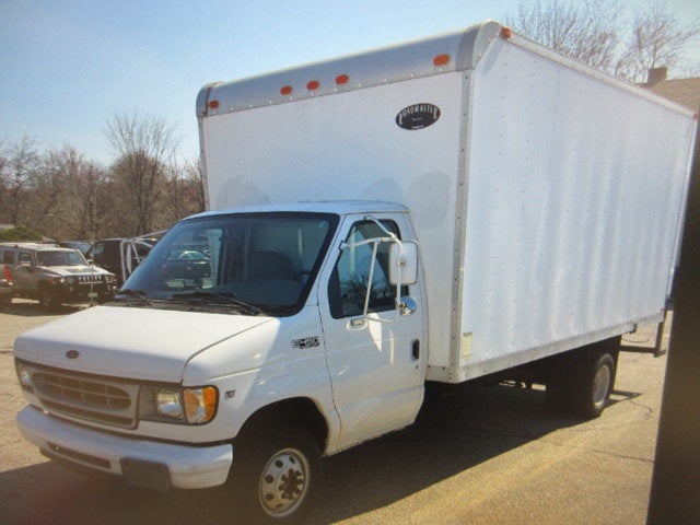 2001 Ford E450 BOX TRUCK,, E-450 Super Duty 158" WB DRW