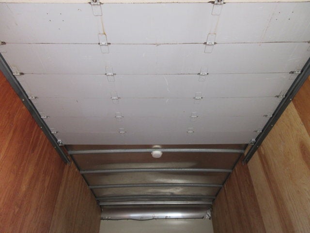 2001 Ford E450, 15 FOOT BOX TRUCK,, E-450 Super Duty 158" WB DRW