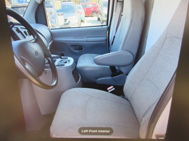 2001 Ford E450 BOX TRUCK,, E-450 Super Duty 158" WB DRW