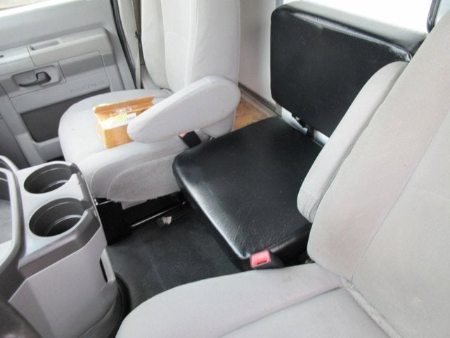 2014 Ford Econoline Commercial Cutaway E450, 17' BOX TRUCK E-450, 3'ATTIC