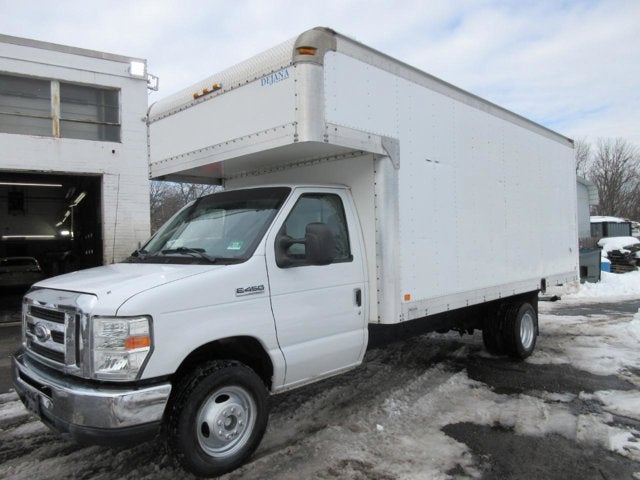 2014 Ford Econoline Commercial Cutaway E450, 17' BOX TRUCK E-450, 3'ATTIC