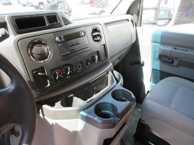 2010 Ford Econoline Commercial Cutaway E450, 16 FOOT BOX TRUCK