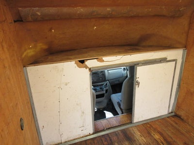 2010 Ford Econoline Commercial Cutaway E450, 16 FOOT BOX TRUCK