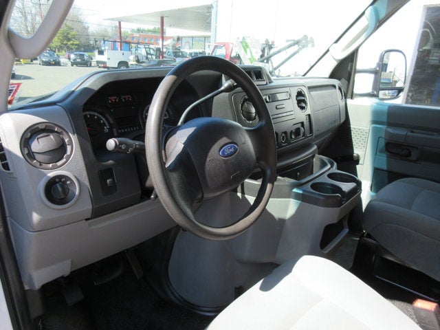 2010 Ford Econoline Commercial Cutaway E450, 16 FOOT BOX TRUCK